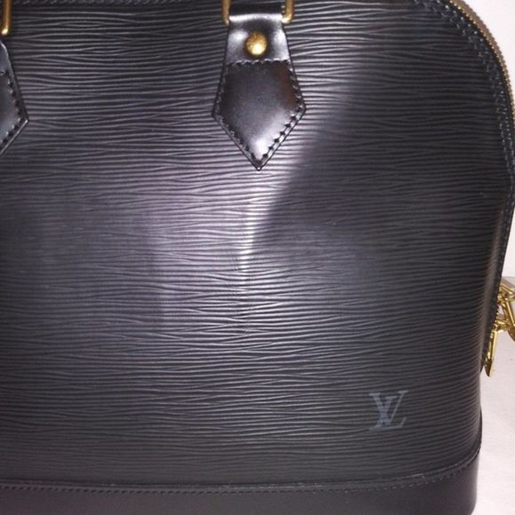 Louis Vuitton Alma Epi Black Satchel - Picture 2 of 16